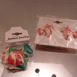 Nwts fish brooch & earrings. GL11